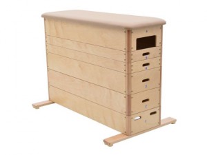 Sport Club švédská BEDNA, rovná 6-dílná, bukové rohy, přírodní kůže, v. 110 cm