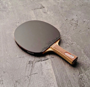 Butterfly pálka na stolní tenis Petr Korbel + Sriver L