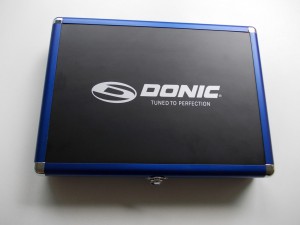 Donic kufřík Aluminium, černá