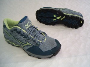 Mizuno běžecká obuv Wave Harrier WT, 8KN77337, doprodej